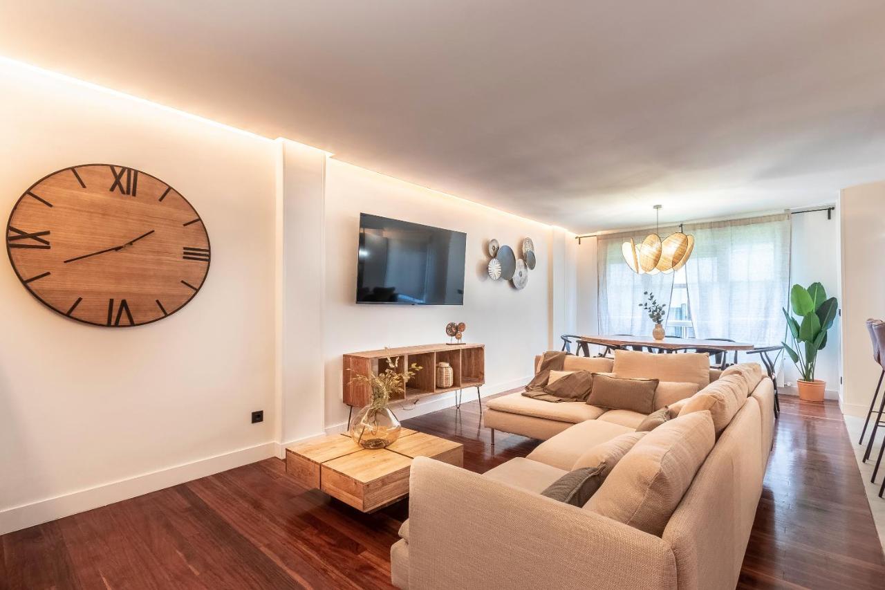 New! Lovely 4-Bedroom Loft In Bilbao Exteriör bild