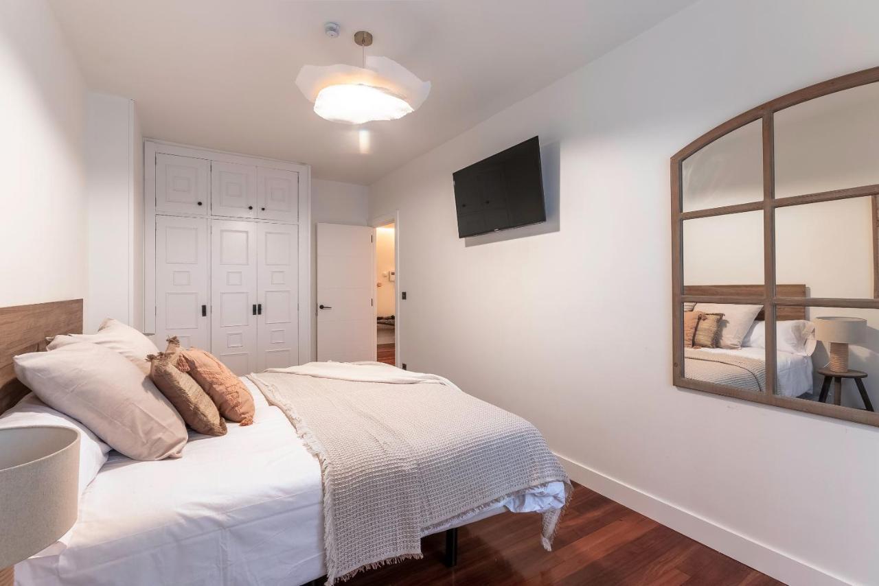 New! Lovely 4-Bedroom Loft In Bilbao Exteriör bild