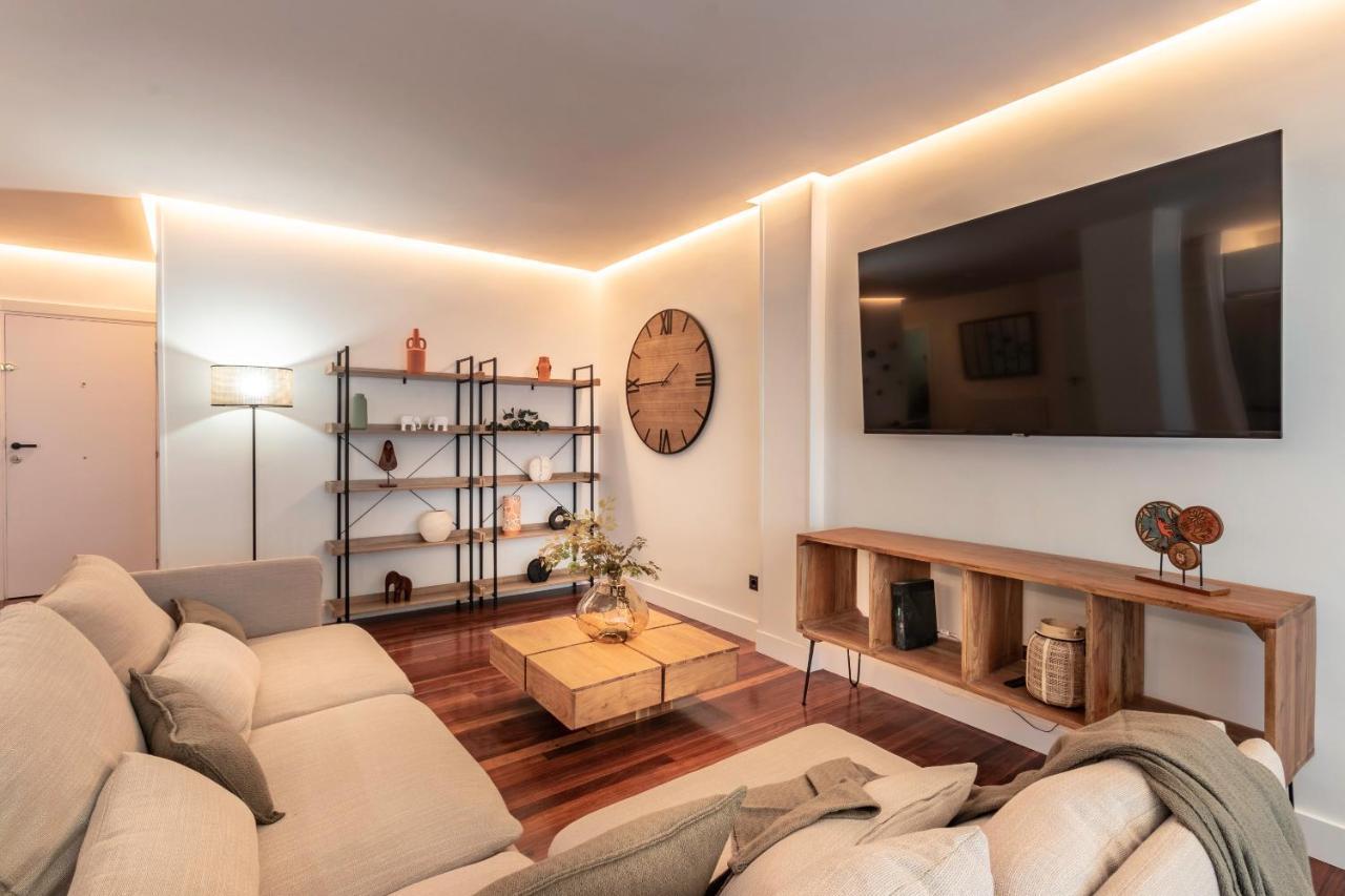 New! Lovely 4-Bedroom Loft In Bilbao Exteriör bild
