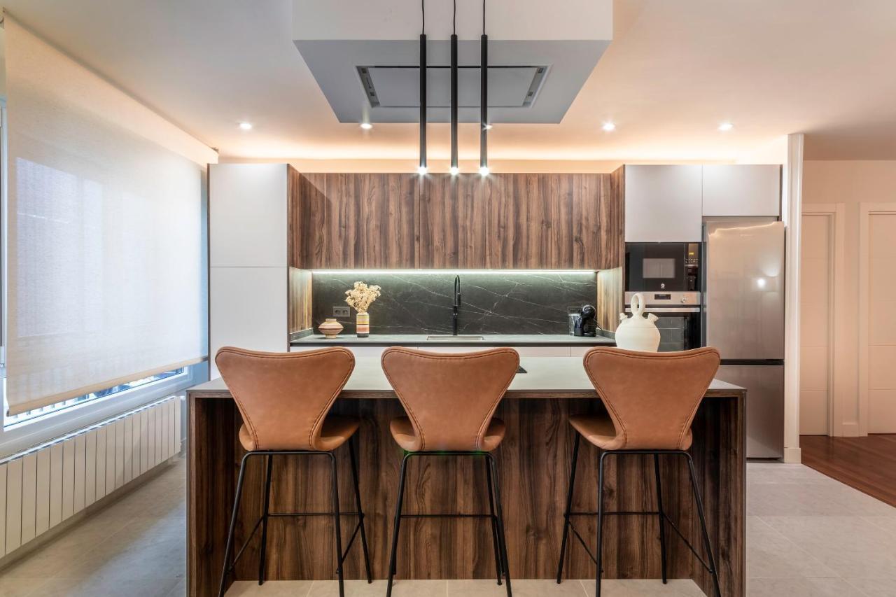 New! Lovely 4-Bedroom Loft In Bilbao Exteriör bild
