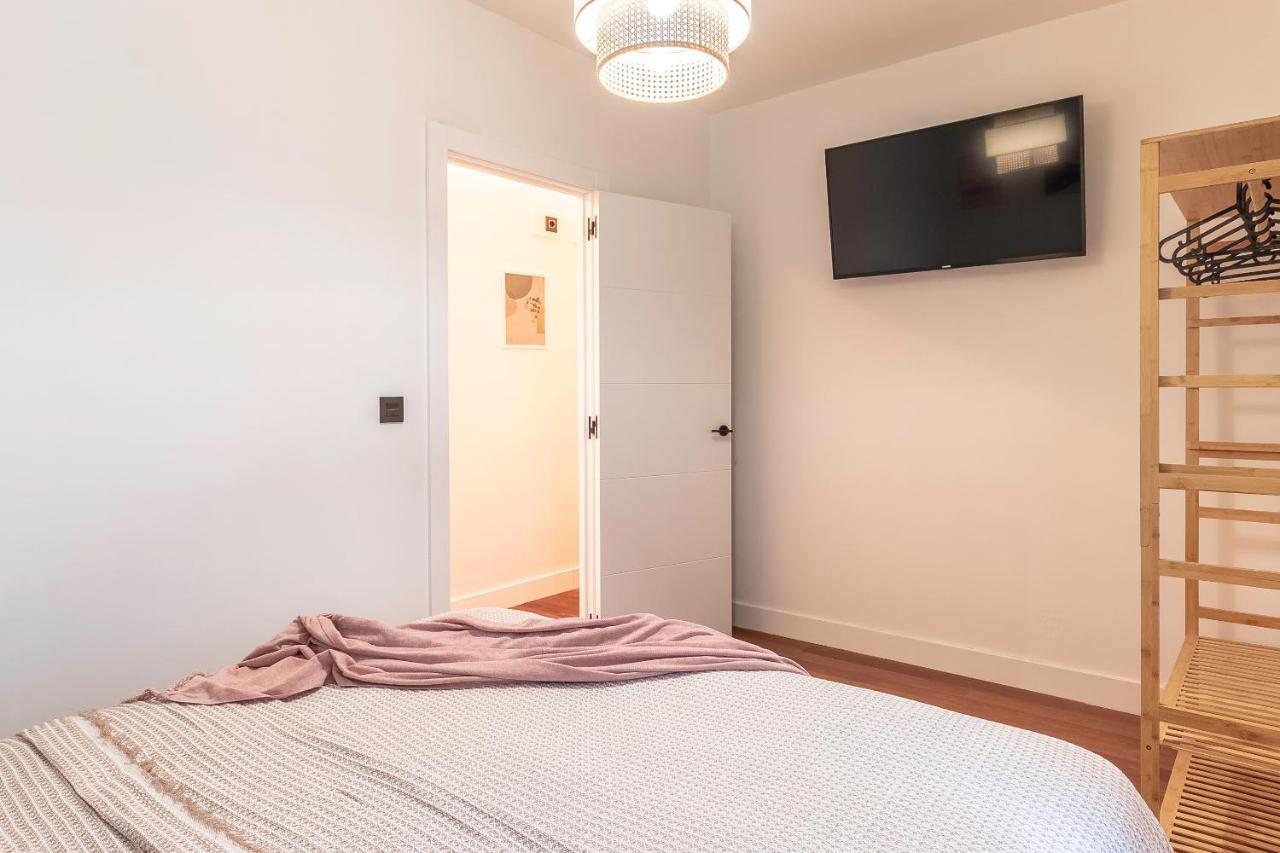 New! Lovely 4-Bedroom Loft In Bilbao Exteriör bild