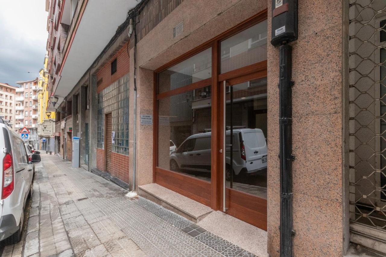 New! Lovely 4-Bedroom Loft In Bilbao Exteriör bild